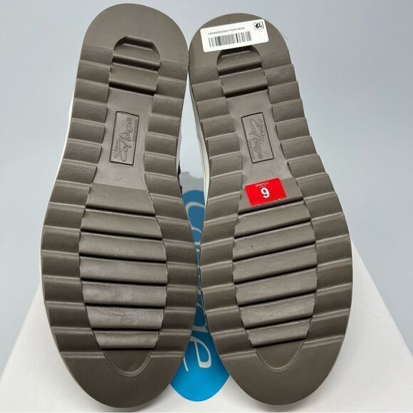 Aqua  College Sachi Waterproof Bootie - Picture 6 of 11